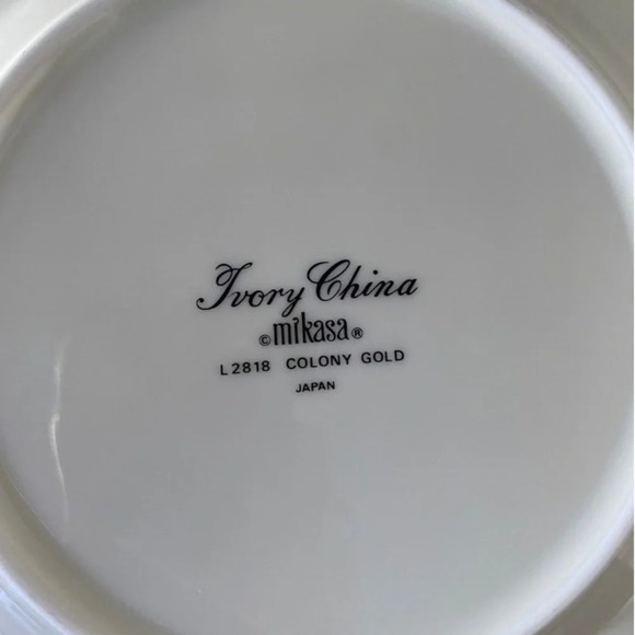 1970s Mikasa Colony Gold Ivory China White Vintage Dinnerware L2818 Dinner Set - Picture 4 of 9